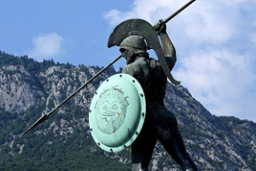 «Оказалось, что копьем и добрым словом от тирана можно добиться гораздо большего, чем просто добрым словом»