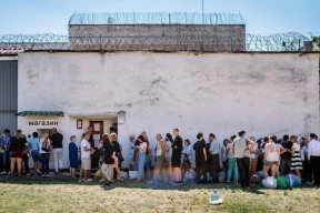 Cоветы на суде и грибочки по почте. Как мамы политзаключенных помогают друг другу